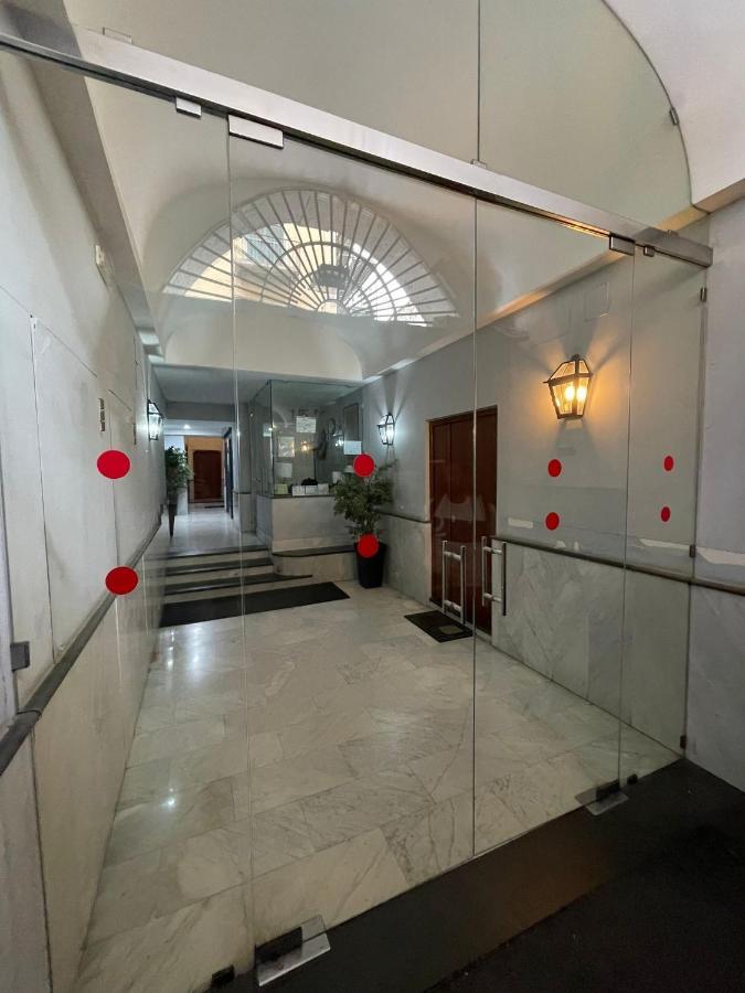 A Un Passo Dal Castello Maschio Angioino Apartment Naples