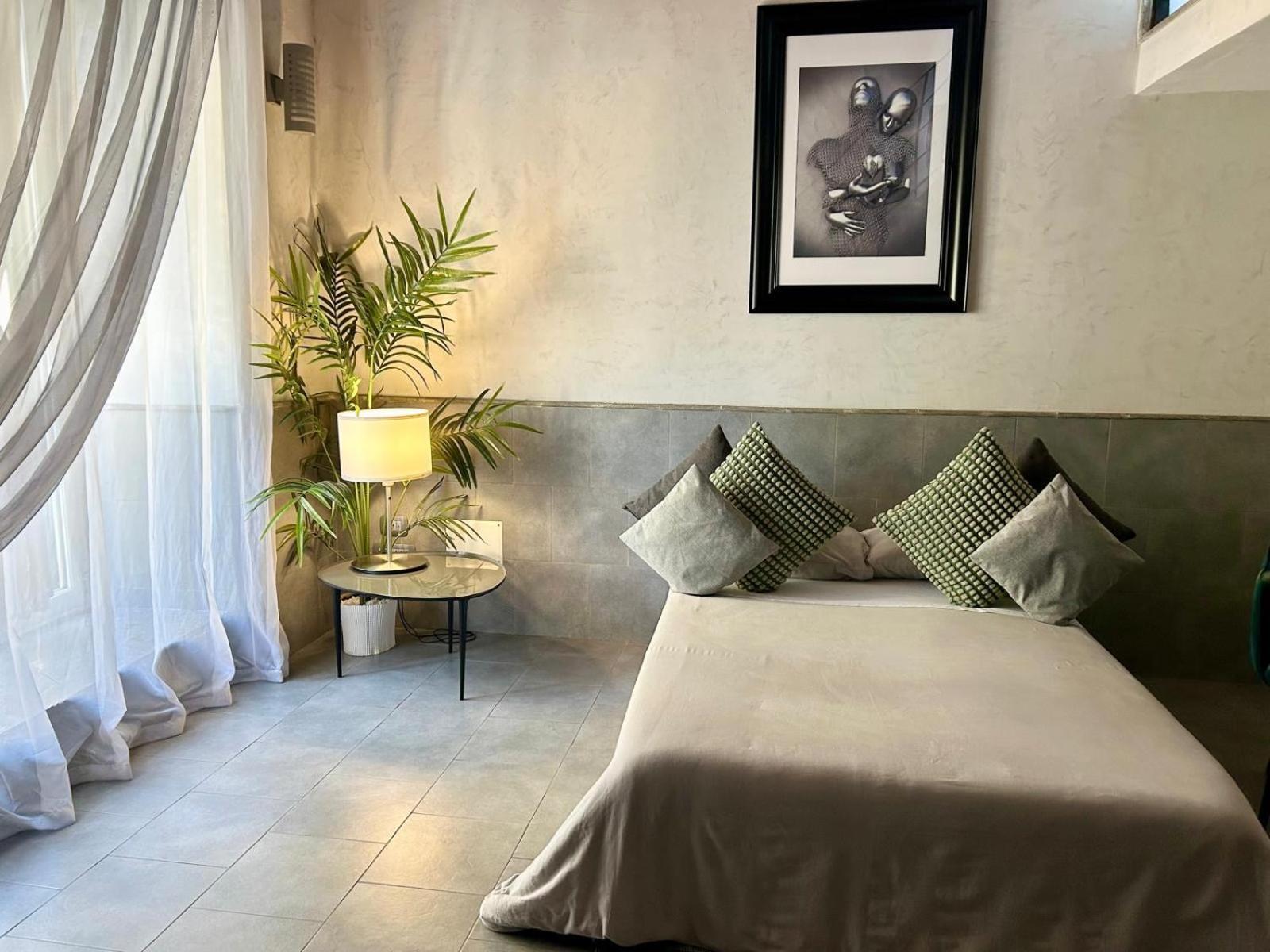 A Un Passo Dal Castello Maschio Angioino Apartment *
